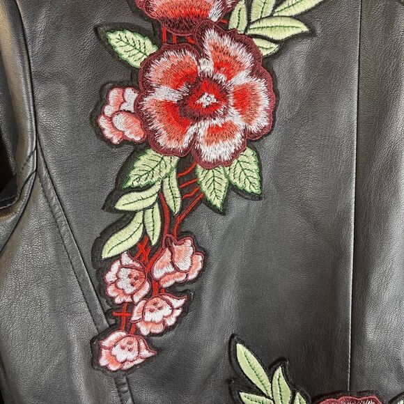 Zara Trafuluc Embroidered Jacket  - Picture 6 of 13